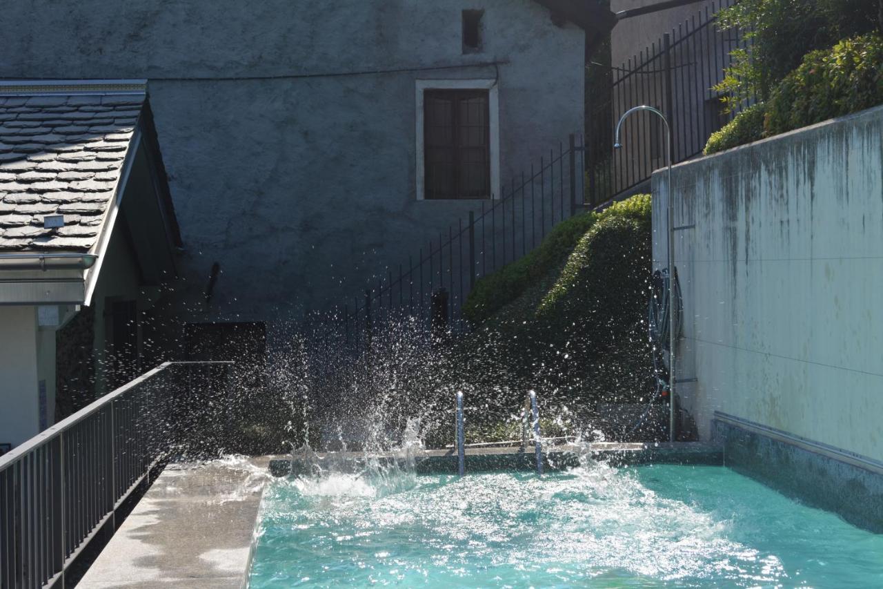 Casa Di Campagna Rosina Con Piscina E Vista Lago غْرافيدونا المظهر الخارجي الصورة