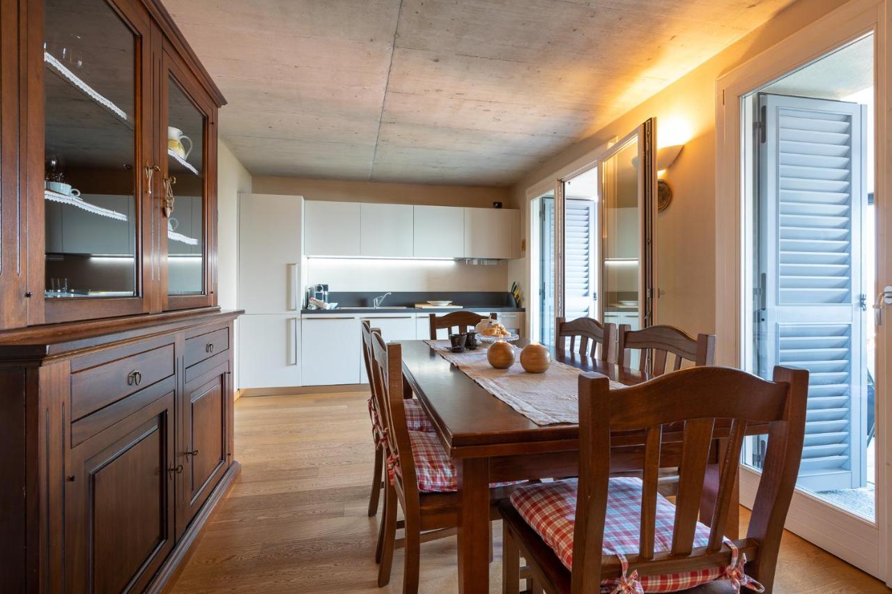 Casa Di Campagna Rosina Con Piscina E Vista Lago غْرافيدونا المظهر الخارجي الصورة